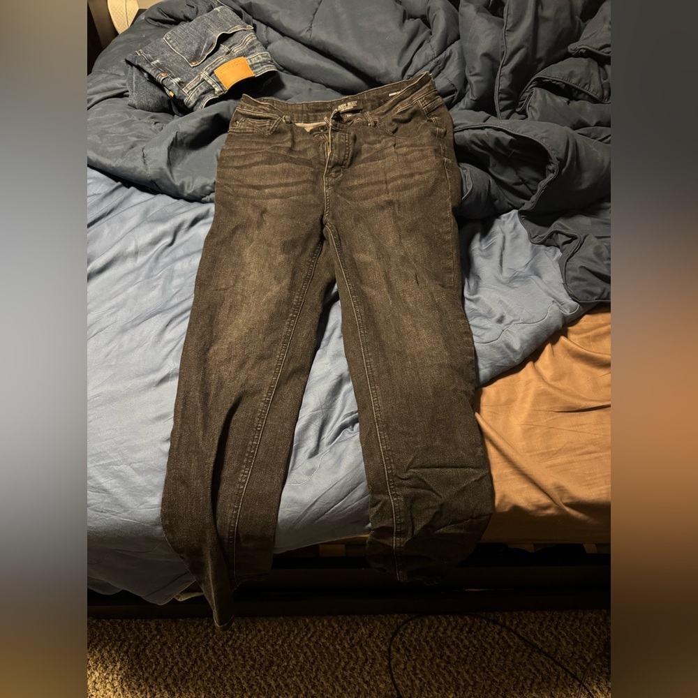 Size 13 Judy blue jeans.